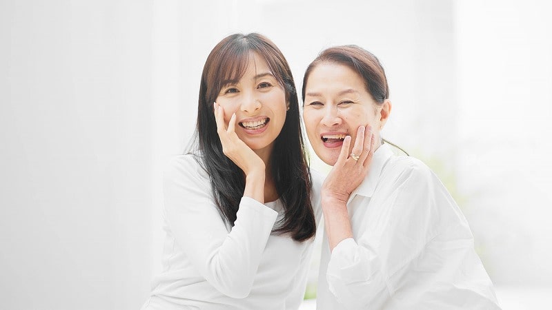 女性2人